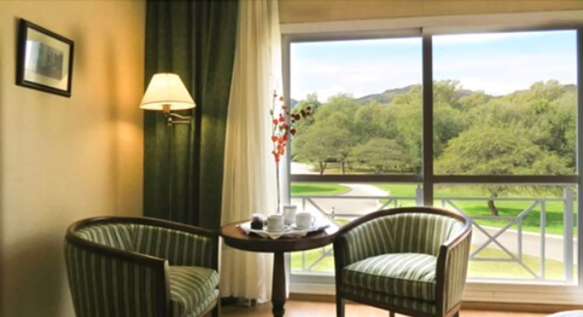 Howard Johnson Hotel & Spa Villa General Belgrano Eksteriør bilde