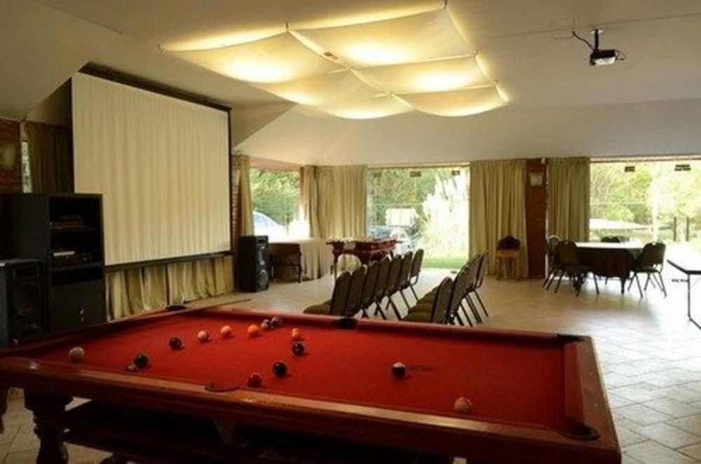 Howard Johnson Hotel & Spa Villa General Belgrano Eksteriør bilde