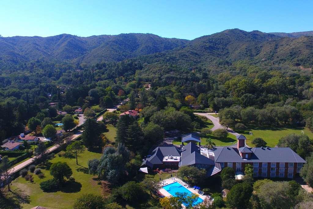 Howard Johnson Hotel & Spa Villa General Belgrano Eksteriør bilde